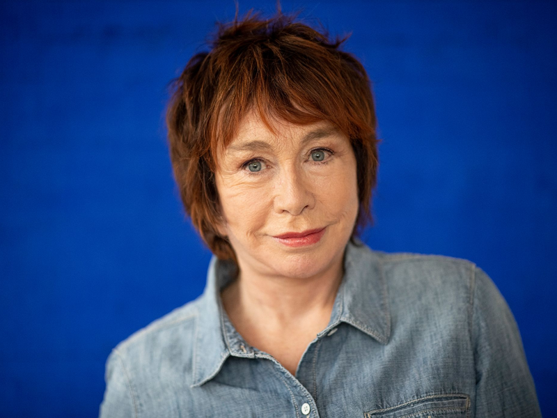 Elfie Donnelly ist Schöpferin der Kinderhörspielserien Bibi Blocksberg und Benjamin Blümchen. (Archivbild) - Foto: Fabian Sommer/dpa