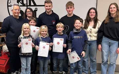FW Beverungen: Erfolgreiches Jahr für die Kinderfeuerwehr Beverungen - Gruppe Herstelle - Foto: presseportal.de