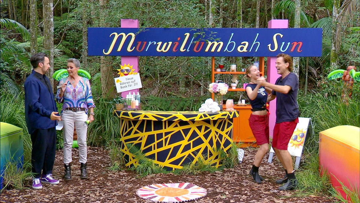 Auch Maurice Dziwak (l.) und Timur Ülker zofften sich. - Foto: -/RTL/dpa