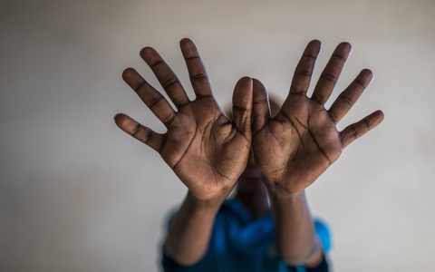 Horror für 450 Mädchen jede Stunde: Internationaler Tag gegen weibliche Genitalverstümmelung - Foto: presseportal.de