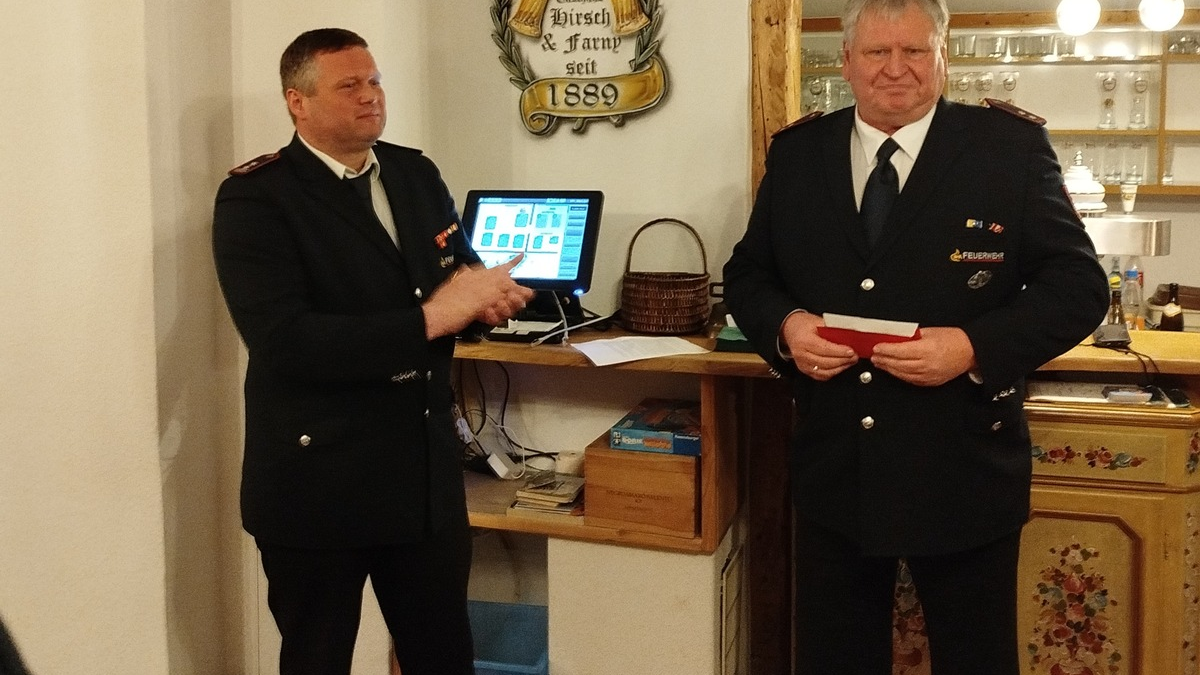 LRA-Ravensburg: Hauptversammlung der Feuerwehrabteilung Leupolz Nach dem Richtfest für das neue Feuerwehrhaus im vergangenen Jahr, freuen sich die Mitglieder des Löschzuges-Nord nun auf den Umzug. - Foto: presseportal.de