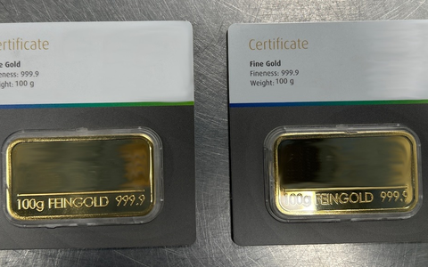 HZA-N: Nürnberger Zoll kontrolliert und findet Goldiges im Gepäck - Foto: Zoll, presseportal.de