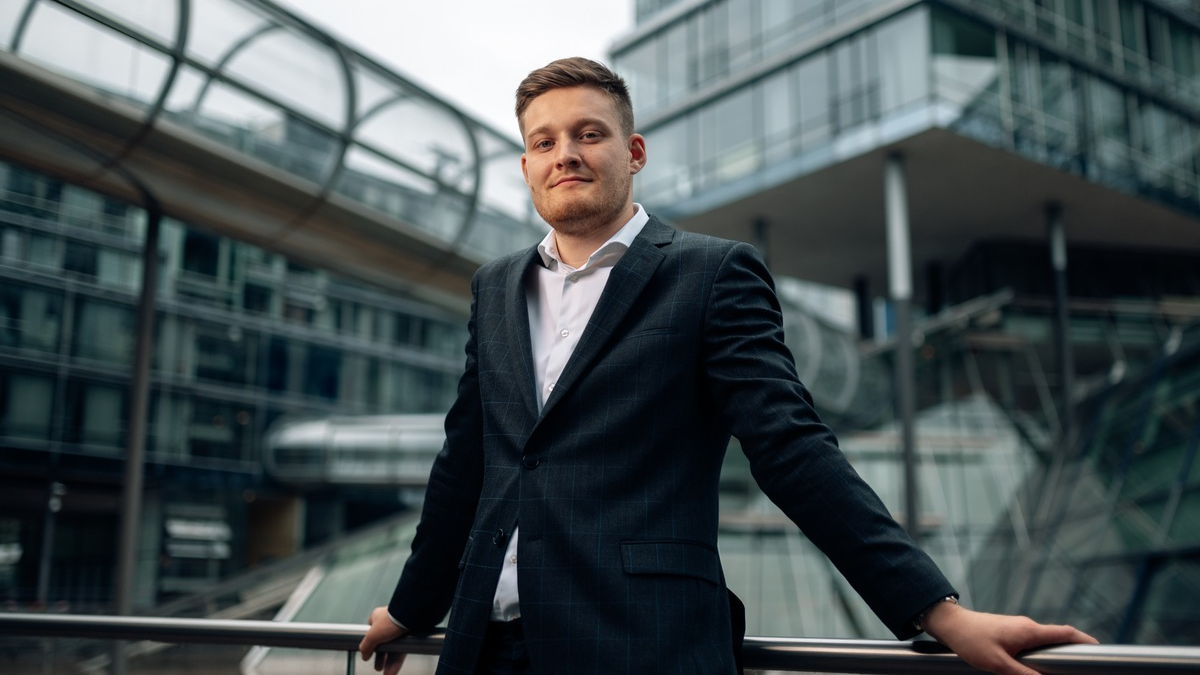 Fachkräfte finden leicht gemacht: So verhilft die A&M Unternehmerberatung Handwerkern zum perfekten Team - Foto: presseportal.de