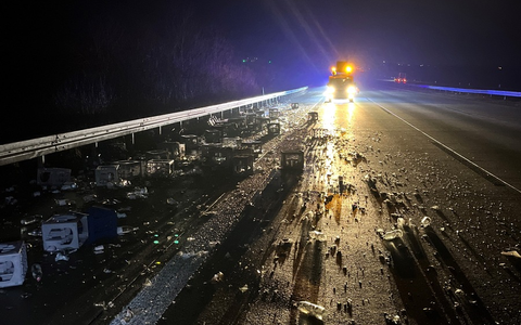 API-TH: Tierausweichmanöver führt zu Lkw-Unfall auf der A9 - Foto: presseportal.de