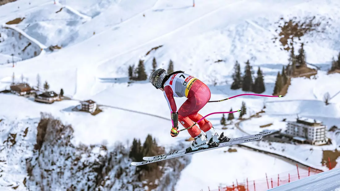Die Schweiz mit Slalom-Weltmeisterin Camille Rast überragt bei dieser WM. - Bild: Expa/Johann Groder/APA/dpa