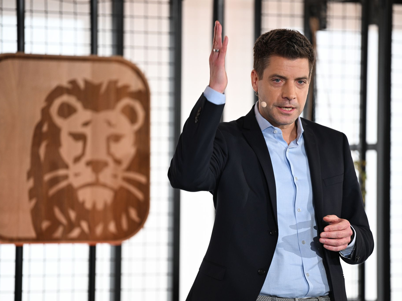 Die Direktbank ING Deutschland gewinnt 571.000 zusätzliche Kunden. - Foto: Arne Dedert/dpa