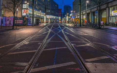 Erneut will die Gewerkschaft Verdi per Warnstreik den Nahverkehr in Berlin weitgehend lahmlegen. (Archivbild) - Foto: Fariha Farooqui/dpa Erneut will die Gewerkschaft Verdi per Warnstreik den Nahverkehr in Berlin weitgehend lahmlegen. (Archivbild) - Foto: Fariha Farooqui/dpa