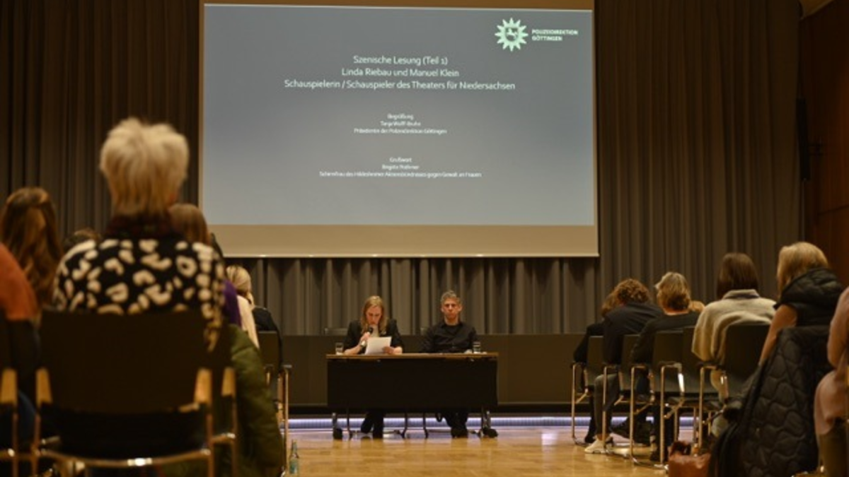 POL-GOE: Wenn aus Liebe Gewalt wird: Polizeidirektion Göttingen zeigt Ausstellung zum Thema Häusliche Gewalt vom 06. bis zum 18. Februar im Hildesheimer Rathaus - Foto: presseportal.de