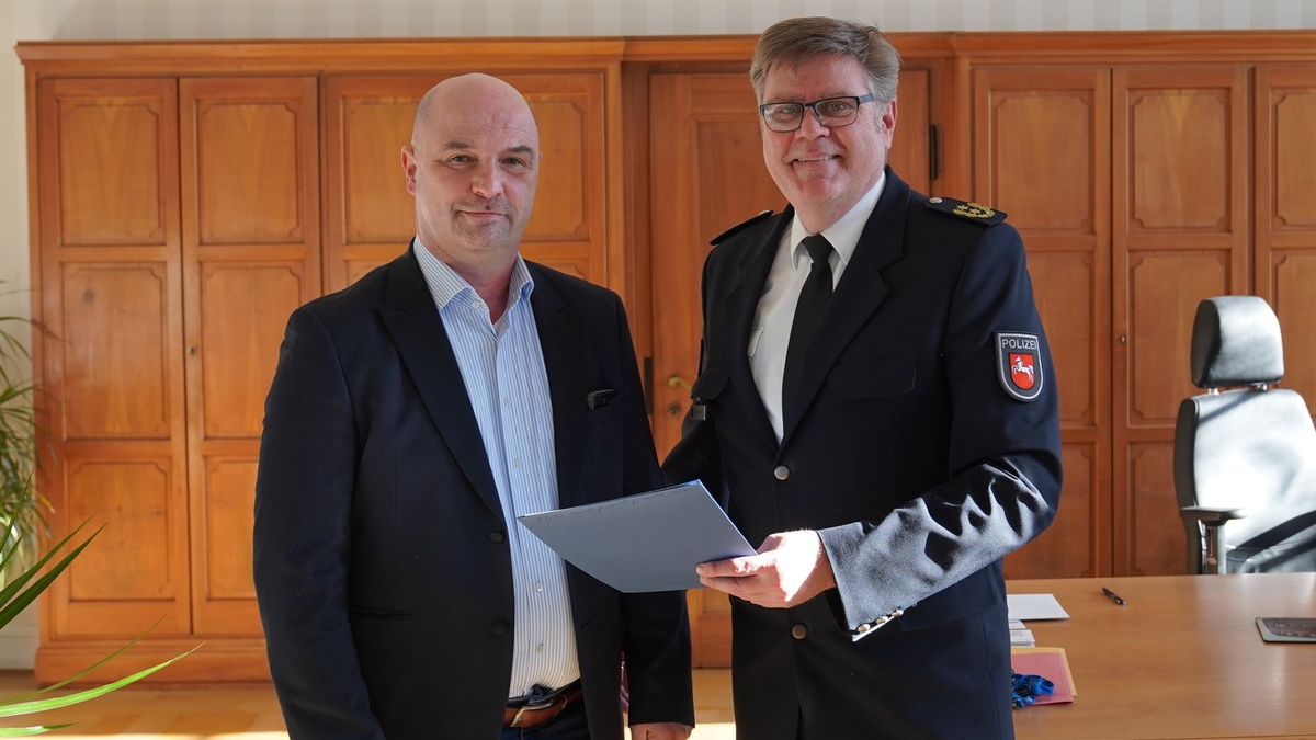 POL-OLD: Personalwechsel in den Leitungen der Polizeiinspektionen / Hendrik Vieth leitet zukünftig die PI Cloppenburg/Vechta / Carsten Hoffmeyer wird Leiter der PI Delmenhorst/Oldenburg-Land/Wesermarsch - Foto: presseportal.de