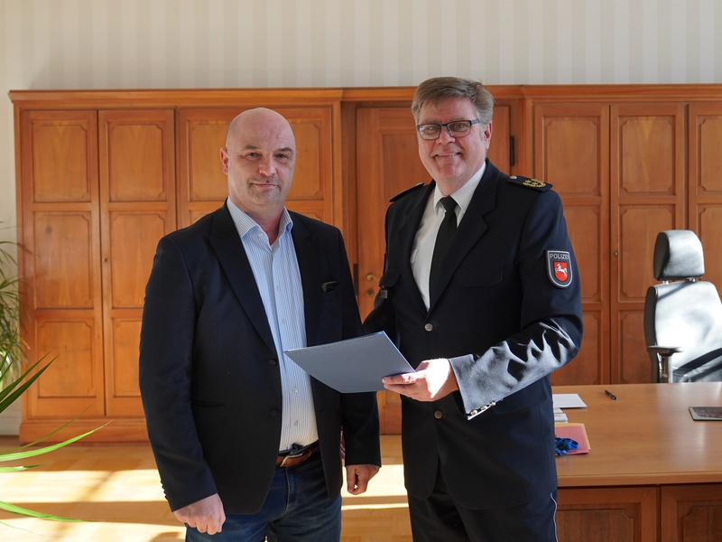 POL-OLD: Personalwechsel in den Leitungen der Polizeiinspektionen / Hendrik Vieth leitet zukünftig die PI Cloppenburg/Vechta / Carsten Hoffmeyer wird Leiter der PI Delmenhorst/Oldenburg-Land/Wesermarsch - Foto: presseportal.de