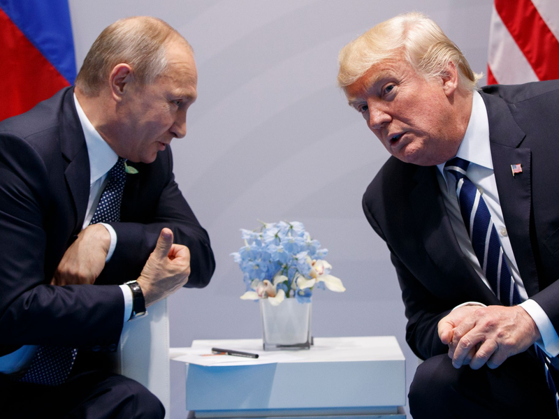 Trump kam mit Blick auf Putin fast ins Schwärmen. Ihm wurde schon in seiner ersten Amtszeit eine Nähe zu dem Kremlchef nachgesagt. (Archivbild) - Foto: Evan Vucci/AP/dpa