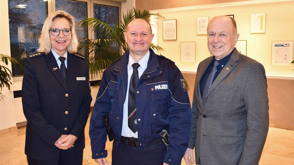 POL-PB: Markus Wieczorek ist der neue Bezirksdienstbeamte in Paderborn - Foto: presseportal.de