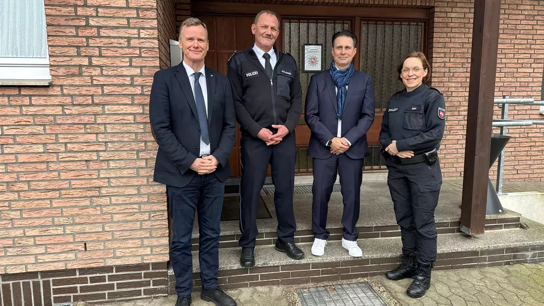 POL-WOB: Führungswechsel in der Polizeistation Vorsfelde - Bild: presseportal.de