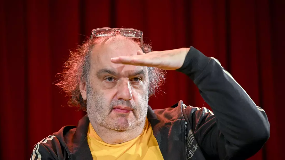 Choreographin Florentina Holzinger soll sich an dem Berliner Theater weiter künstlerisch ausleben können.  - Bild: Soeren Stache/dpa