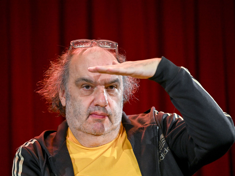 Choreographin Florentina Holzinger soll sich an dem Berliner Theater weiter künstlerisch ausleben können. - Foto: Soeren Stache/dpa