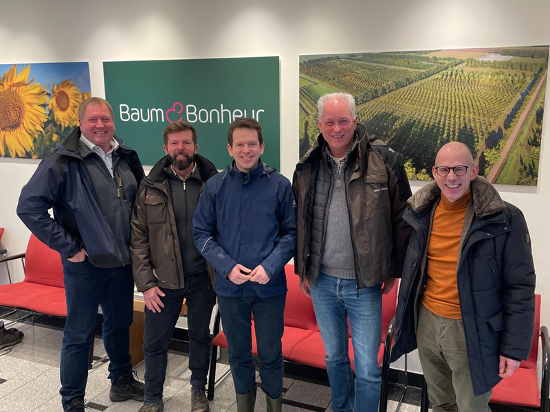 Praxis für die Politik: Mit dem Abgeordneten in die Baumschule - Foto: presseportal.de