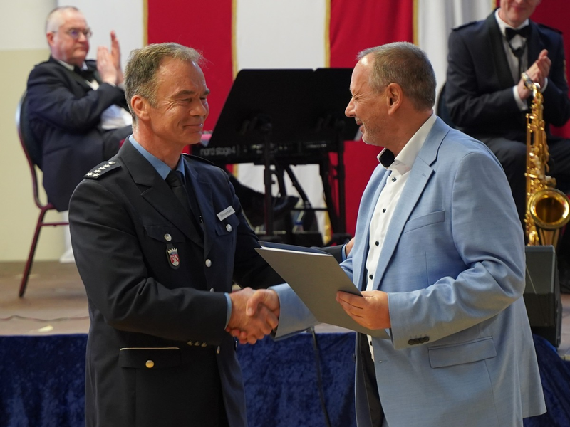 POL-PPMZ: Amtswechsel bei der PI Oppenheim - Foto: presseportal.de