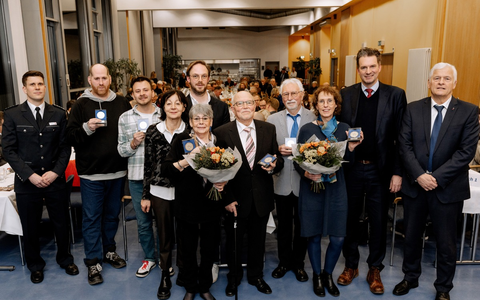 POL-KS: 25. Kasseler Polizeimedaille an couragierte Bürgerinnen und Bürger verliehen - Foto: presseportal.de