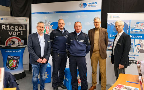 POL-GT: Sicherheitsberatung der Polizei Gütersloh auf der Baumesse - 07.-09. Februar 2025 - Foto: presseportal.de