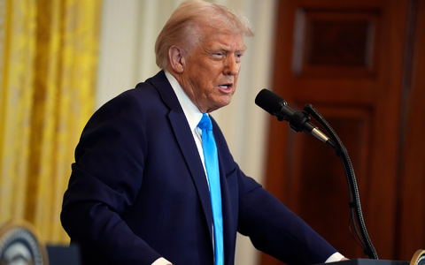 Trump ist gegen strengere Waffengesetze. (Archivbild) - Foto: Evan Vucci/AP/dpa