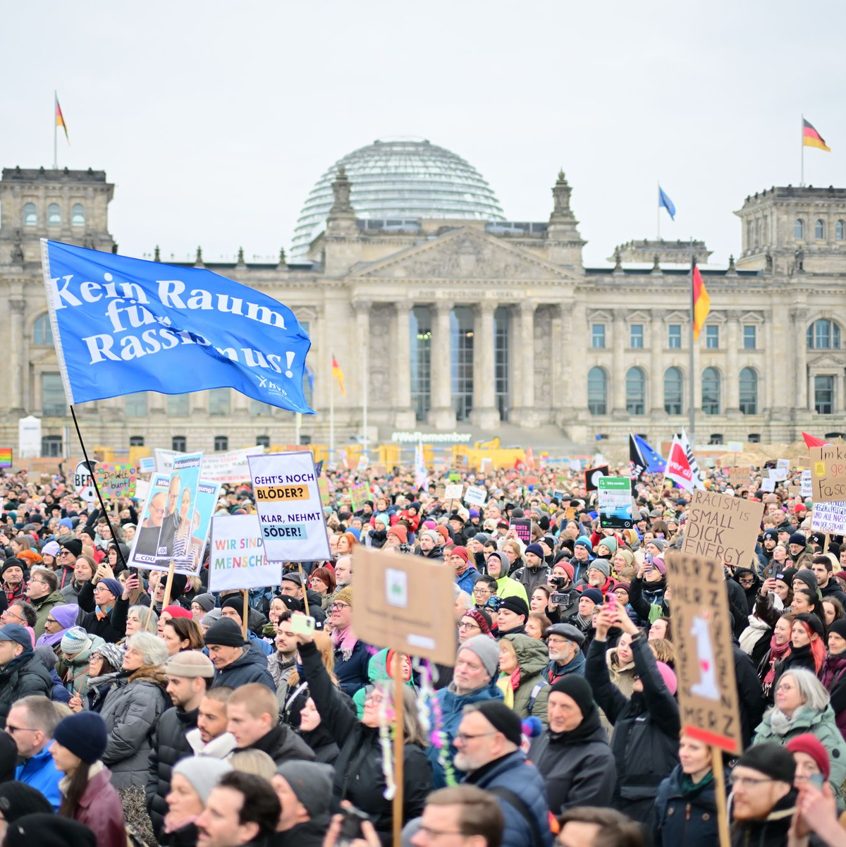 Auf die Wahlumfragen hatten die erregten Debatten im Bundestag und die folgenden Proteste laut Forschern keinen Einfluss.  - Foto: Sebastian Gollnow/dpa