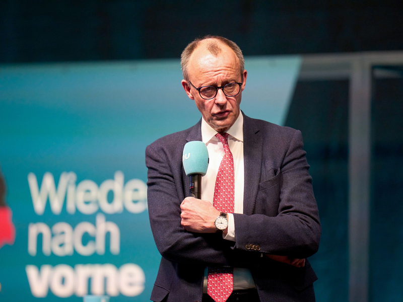 Friedrich Merz schließt Gespräche mit der SPD nach der Wahl nicht aus. (Archivbild) - Foto: Thomas Frey/dpa