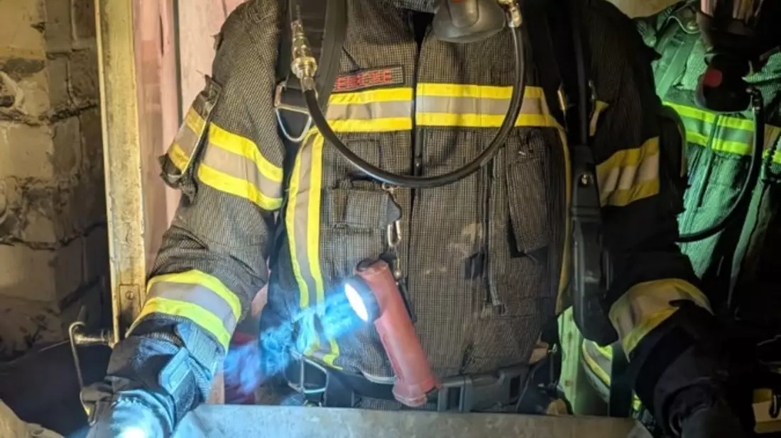 FW-WRN: Kaminbrand an der Robert-Koch-Straße - Bild: presseportal.de