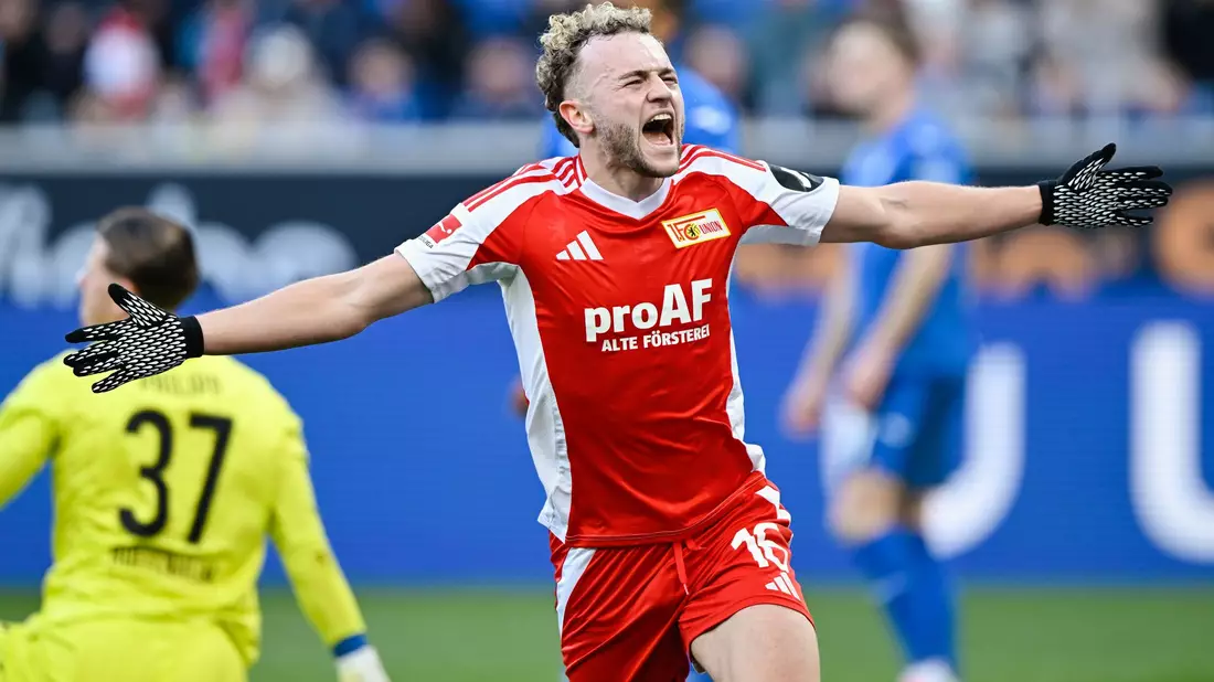 Union-Stürmer Benedict Hollerbach bejubelt seinen Treffer zum 1:0 gegen Hoffenheim - Bild: Uwe Anspach/dpa