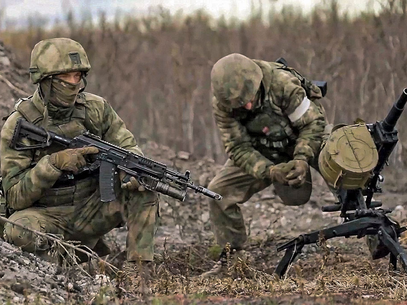 Nach einem Abflauen der Kämpfe in der Ostukraine über mehrere Tage greifen russische Truppen wieder heftiger an. - Foto: Uncredited/Russian Defense Ministry Press Service/AP/dpa