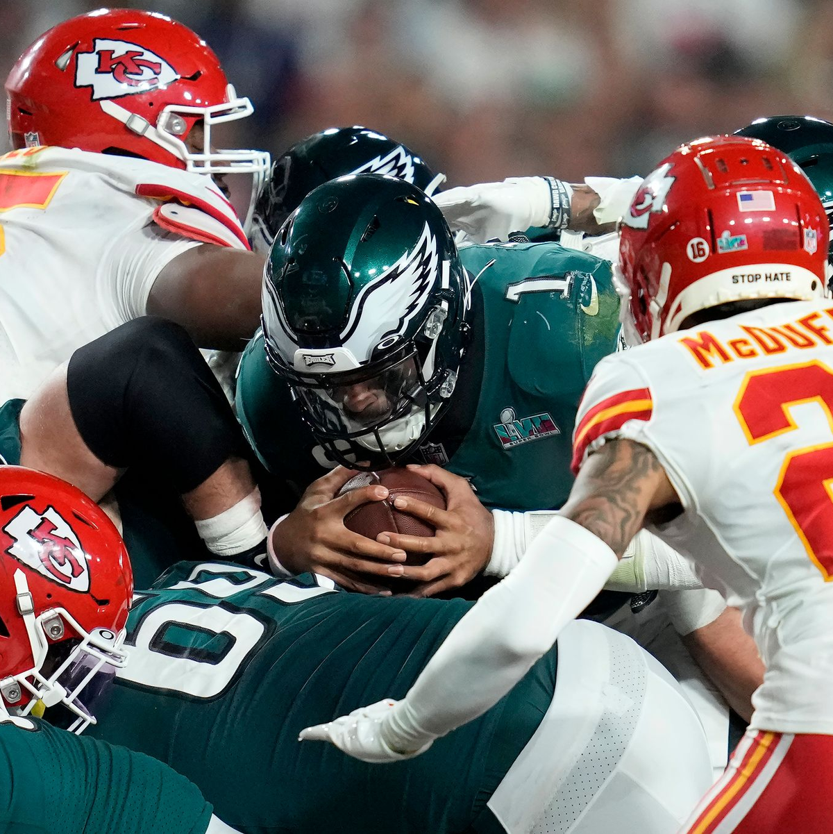 Hurts und die Eagles wollen es besser machen als vor zwei Jahren - Foto: Ashley Landis/AP/dpa