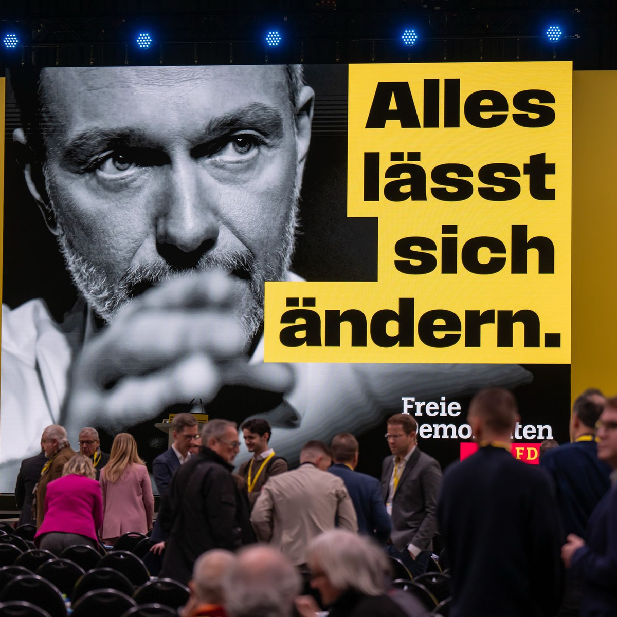 Die FDP nimmt mit dem Parteitag Kurs auf die Schlussphase des Wahlkampfs. - Foto: Michael Kappeler/dpa