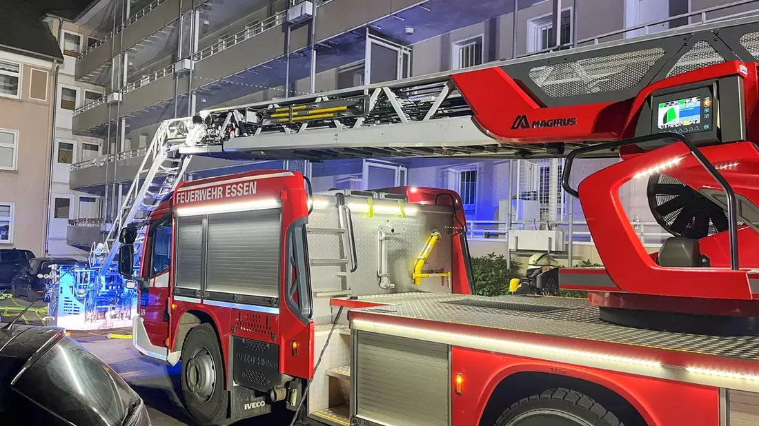 FW-E: Kellerbrand in Mehrfamilienhaus in Frohnhausen - keine Verletzten - Bild: presseportal.de