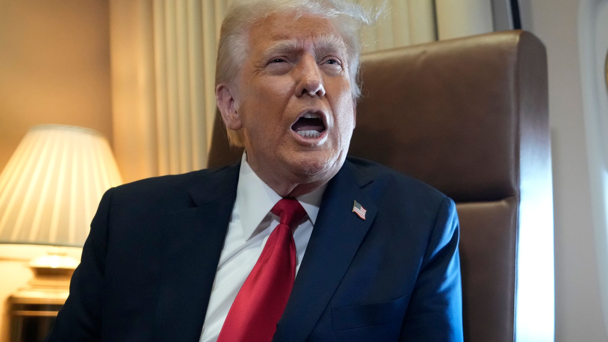 US-Präsident Trump kündigt neue Zölle unter anderem auf Stahl-Importe an. (Archivbild) - Foto: Ben Curtis/AP/dpa