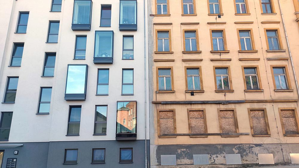 Neues und altes Haus (Archiv) - Foto: über dts Nachrichtenagentur