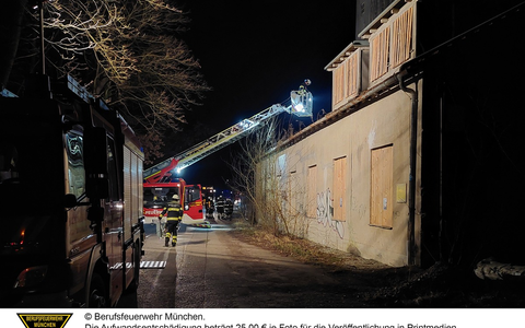 FW-M: Brand im denkmalgeschützten Kieswerk (Perlach) - Foto: presseportal.de