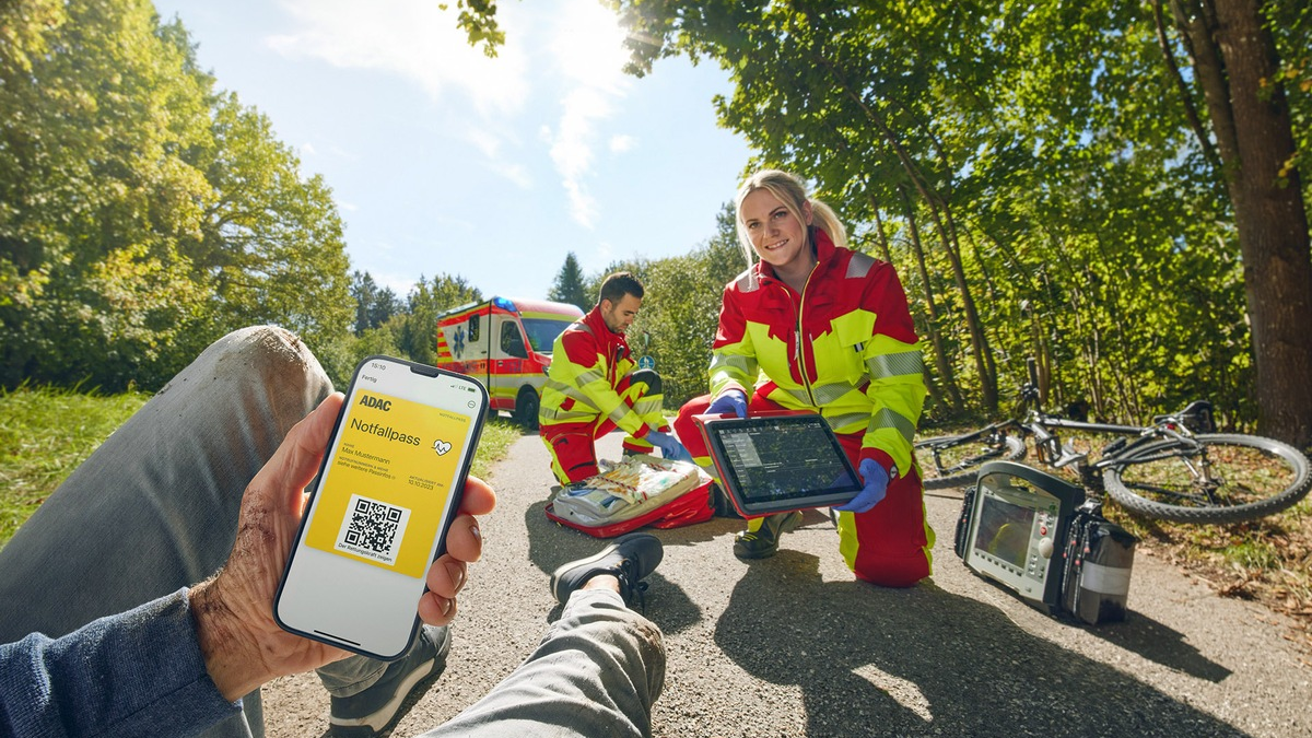 Zum Tag des Notrufs am 11. Februar / Der ADAC Notfallpass erleichtert die Rettung / Im Ernstfall entscheiden Minuten: Daten aus dem digitalen Notfallpass können Rettungsmaßnahmen beschleunigen - Foto: presseportal.de