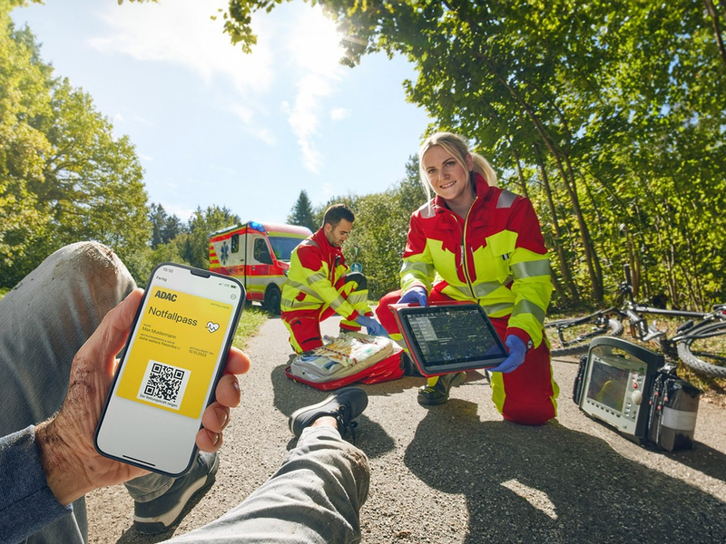 Zum Tag des Notrufs am 11. Februar / Der ADAC Notfallpass erleichtert die Rettung / Im Ernstfall entscheiden Minuten: Daten aus dem digitalen Notfallpass können Rettungsmaßnahmen beschleunigen - Foto: presseportal.de