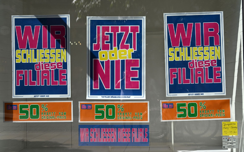 Der Modekonzern Esprit meldete im Sommer 2024 Insolvenz für sein Europageschäft an. Bis Anfang des Jahres schlossen alle Filialen in Deutschland. - Foto: Martin Schutt/dpa