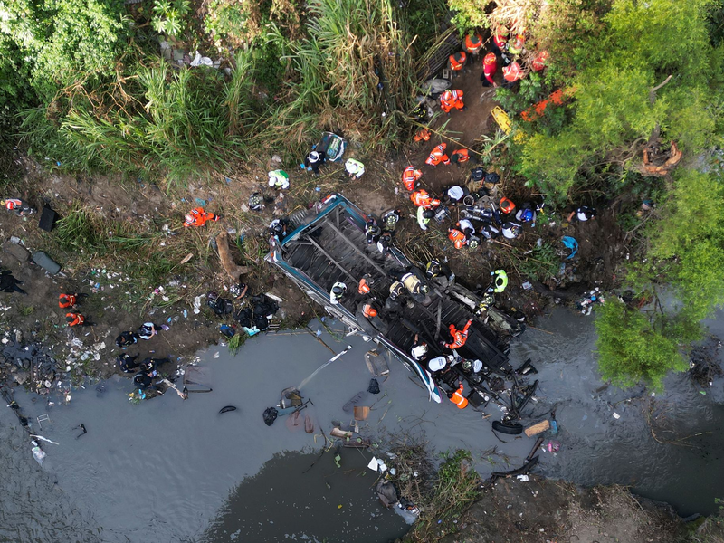 Präsident Bernardo Arévalo rief eine Staatstrauer aus.  - Foto: Moises Castillo/AP/dpa