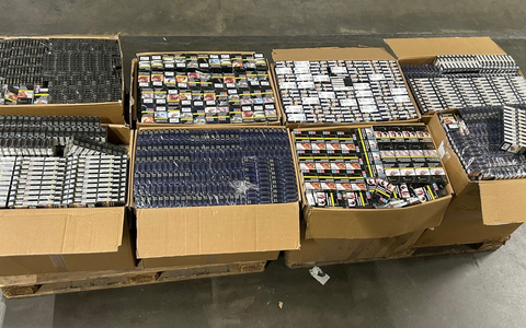 HZA-KA: Lebensmittel der anderen Art / Zigarettenschmuggel dank Röntgenblick verhindert - Foto: presseportal.de