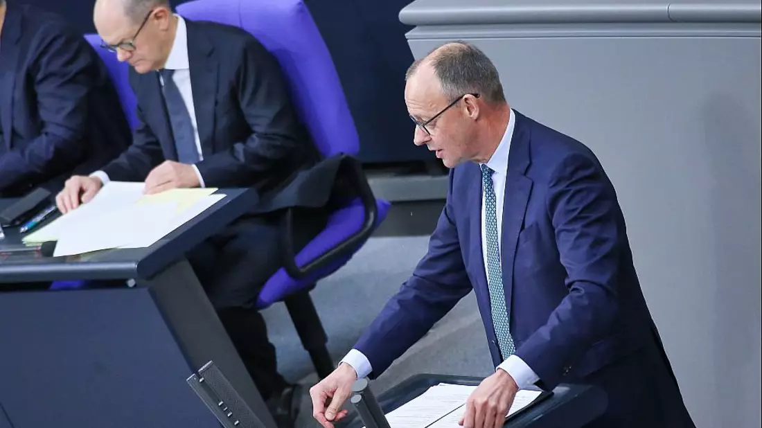 Olaf Scholz und Friedrich Merz am 11.02.2025 - Bild: über dts Nachrichtenagentur