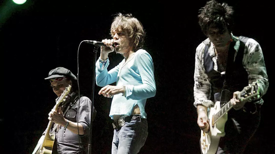 Die New York Dolls werden oft als eine der ersten US-Punkbands angesehen.  - Bild: Domenech Castello/epa efe/dpa