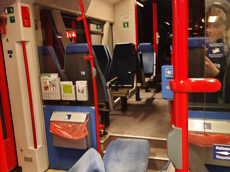 BPOLI EF: In Zug eingebrochen und Inventar verwüstet - Foto: presseportal.de