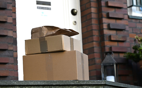 Mehrere Milliarden solcher Sendungen werden in Deutschland jedes Jahr zugestellt, bei manchen geht etwas schief. (Archivbild) - Foto: Wolf von Dewitz/dpa