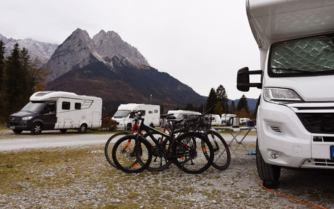 Campen liegt ganzjährig im Trend. (Archivbild) - Foto: Angelika Warmuth/dpa/dpa-tmn