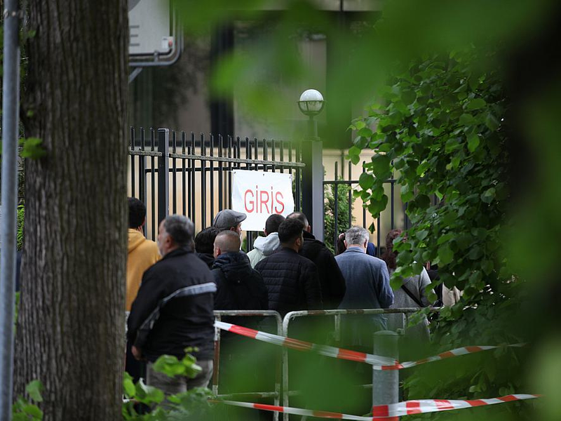 Warteschlamge vor Botschaft bei Türkei-Wahl 2023 - Foto: über dts Nachrichtenagentur
