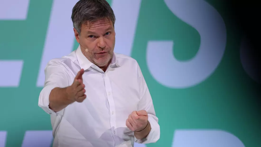 Habeck will einen «Nationalen Bildungspakt» mit den Ländern und setzt außerdem auf KI.  - Bild: Jan Woitas/dpa
