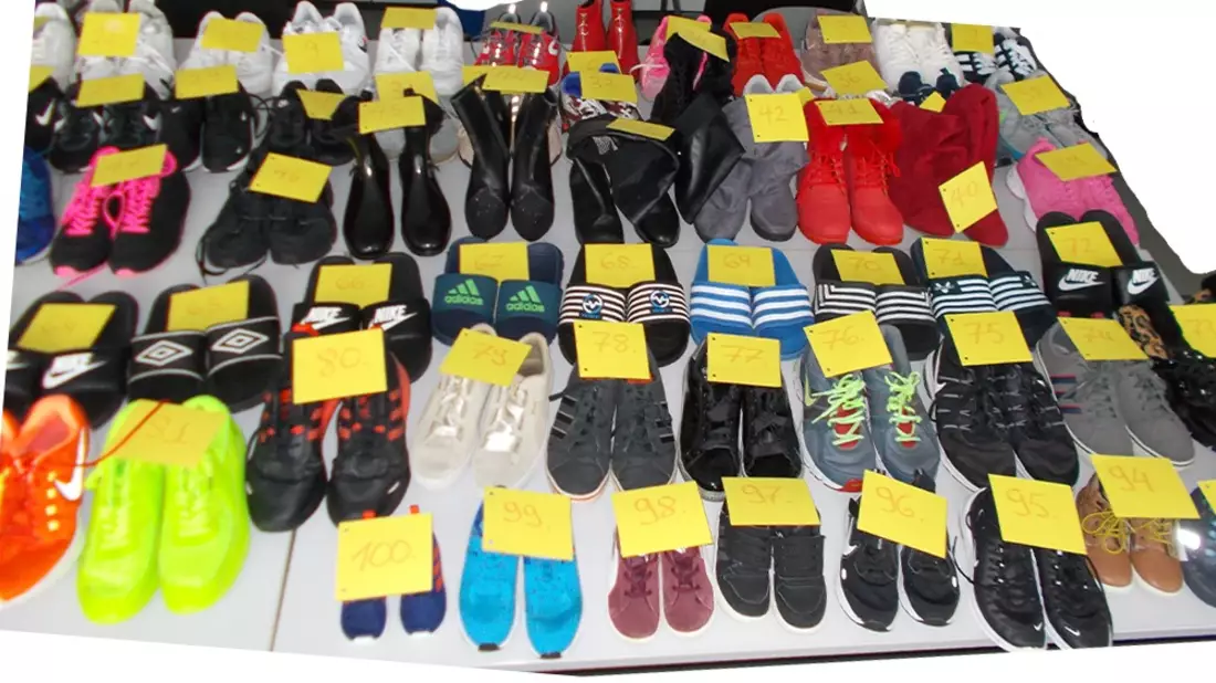 POL-E: Essen: Schuhdiebe verkaufen Beute bei Kleinanzeigen-Portal - 1. Folgemeldung - Geschädigte können Diebesgut in Altenessen abholen - Bild: presseportal.de