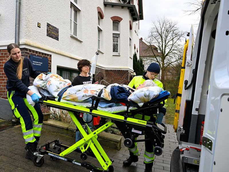Letzter Umzug für sterbenskranke Menschen in Bethel / Gäste beziehen neues Hospiz Haus Zuversicht - Foto: presseportal.de