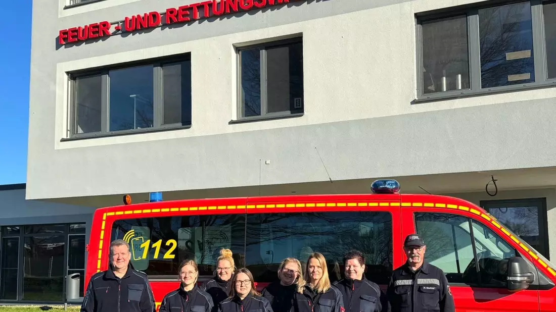 FW Grevenbroich: Neue Abteilung für die Feuerwehr: Unterstützungsabteilung nimmt Arbeit auf - Bild: presseportal.de